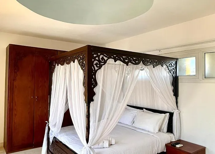 Villa Stunning Pool And Sea View Villa, Al Dora Resort, *
